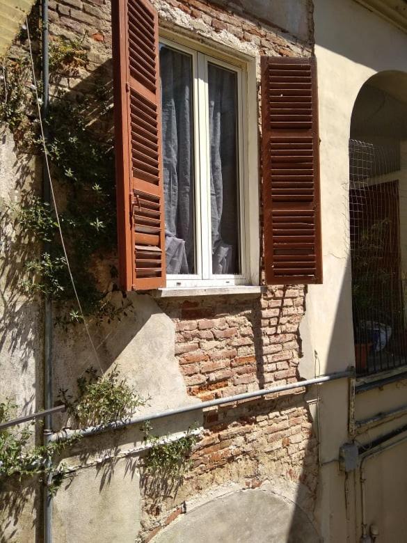 T Rooms 2 - Appartamento Aurelio Casale Monferrato Exterior foto